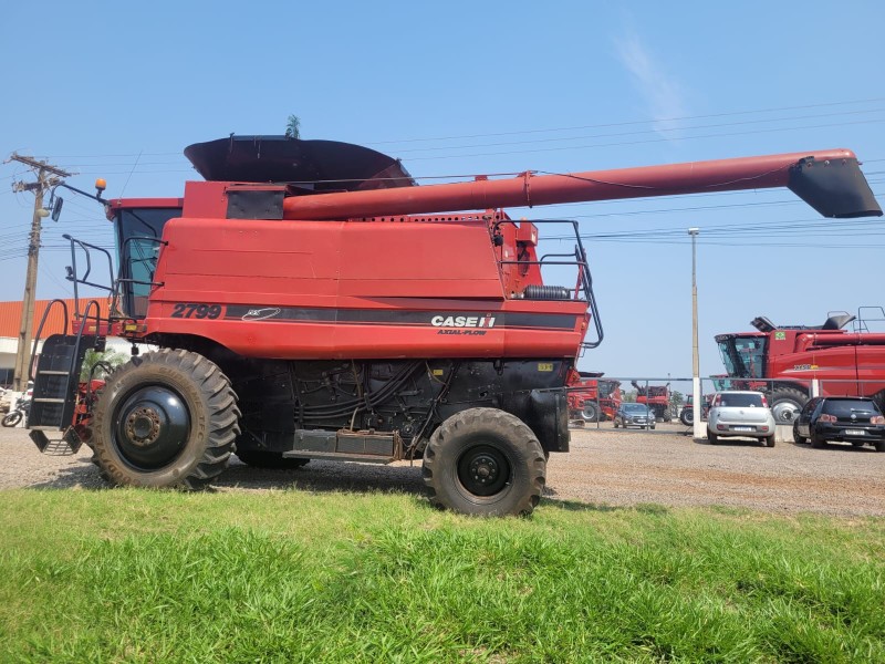 Colheitadeira Caseih 2799