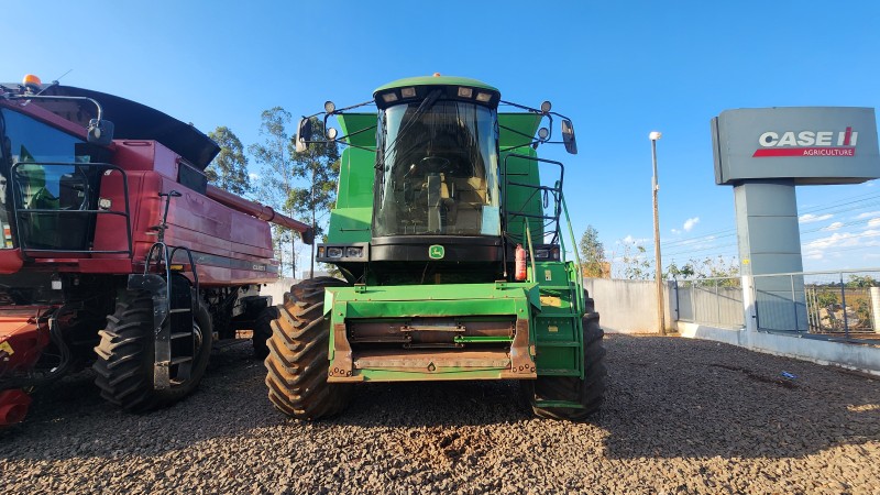 Colheitadeira John Deere 1550 VR