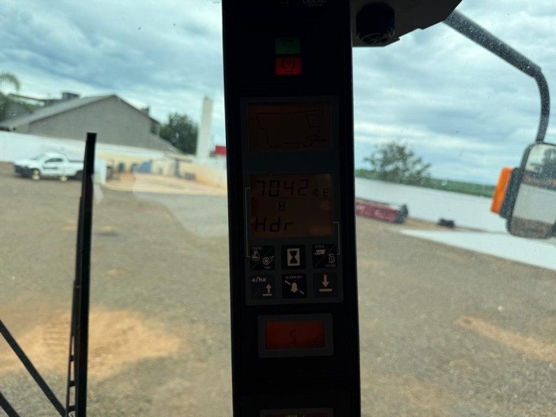 Colheitadeira Case IH 2399